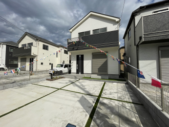 �D���s�������̐V�z��ˌ���