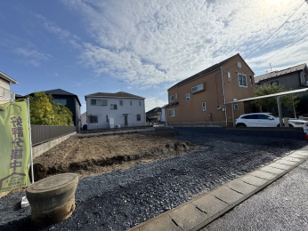 �䑷�q�s��R�̐V�z��ˌ���