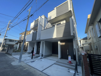 �D���s�O����8���ڂ̐V�z��ˌ���