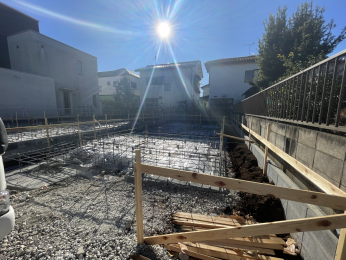 ��c�s�R��̐V�z��ˌ���