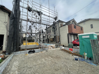 ���s����1���ڂ̐V�z��ˌ���