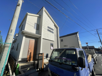 ��c�s�{��̐V�z��ˌ���