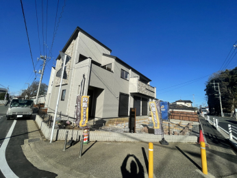 ��c�s�{��̐V�z��ˌ���